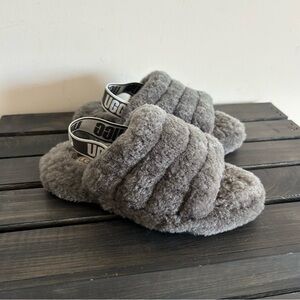 Ugg Yeah Slides Girls Size 1 Gray Slippers